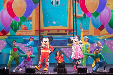 MICKEY MOUSE, DJ, MINNIE MOUSE