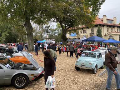 casa-belvedere-fall-festival-car-show