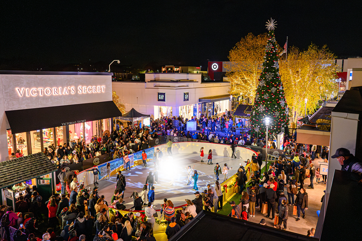 Westchester Pop-Up Holiday Ice Skating Rink at Cross County Center