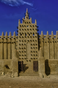 Djenne-Mosque-for-FP-250×375