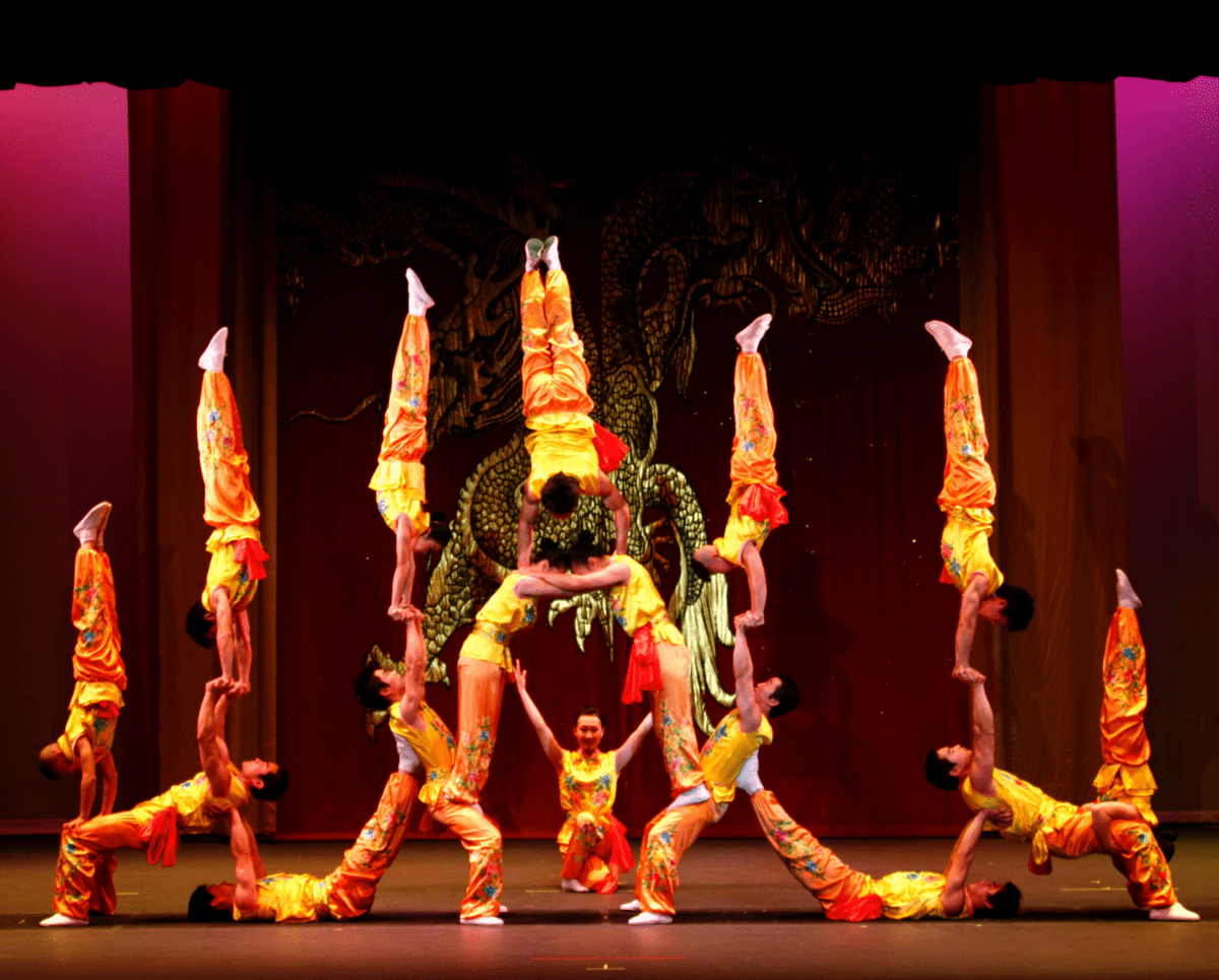 lif-calendar-The-Peking-Acrobats-2024-04