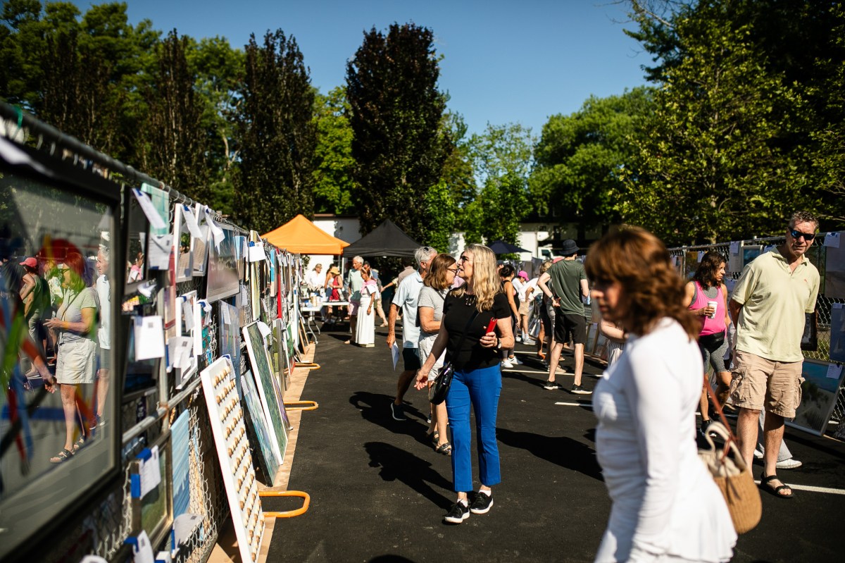 2024 CLOTHESLINE ART SALE To Do East End