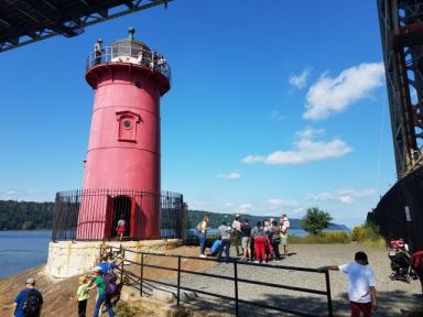 nyf-calendar-The-Little-Red-Lighthouse-Festival-2024-09