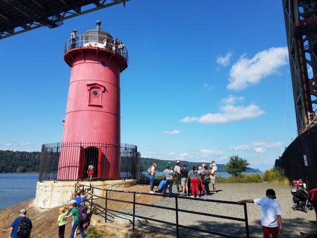 nyf-calendar-The-Little-Red-Lighthouse-Festival-2024-09