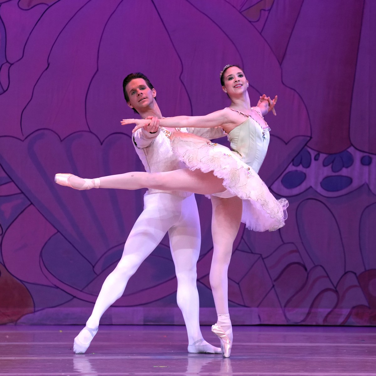 Erica Pereira and Daniel Ulbricht in NYDT 2023 Nutcracker credit McaPhotos LLC