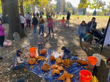 qf-calendar-4th-Annual-Astoria-Park-Pumpkin-Smash-2024-11