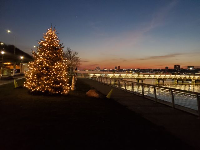 nyf-calendar-Holiday-on-the-Hudson-2024-12