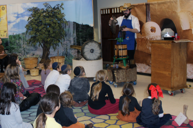 Chanukah Family Fest_Jewish Childrens Museum Soil-to-oil