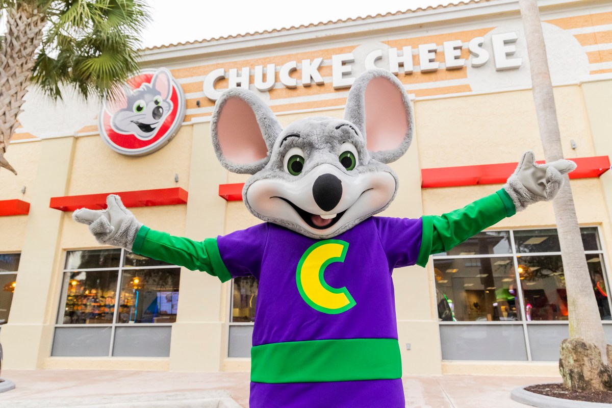 Chuck E. Cheese Kendall, FL Signature Grand Reopening Event