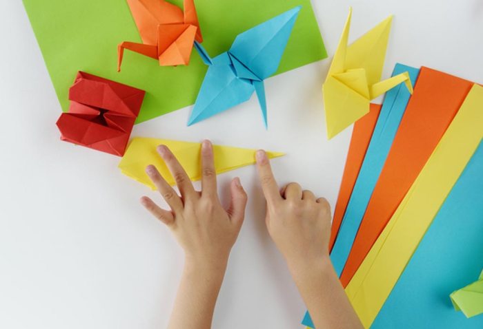 For ages 6-12. Origami with Damien. Regi