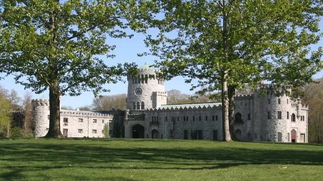 Castle-Gould-in-Summer