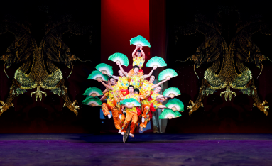 qf-calendar-Peking-Acrobats-2025-04