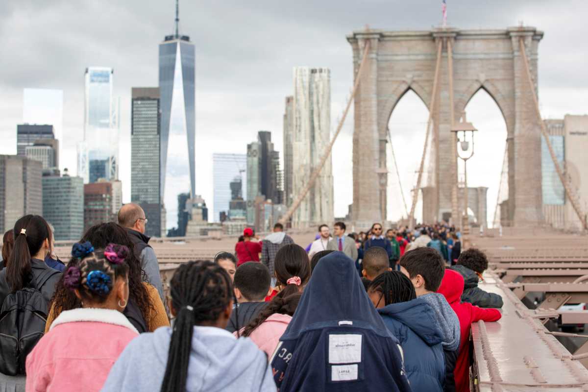 bf-calendar-Brooklyn-Bridge-Anniversary-Family-Walk-Alexa-Hoyer-2025-05
