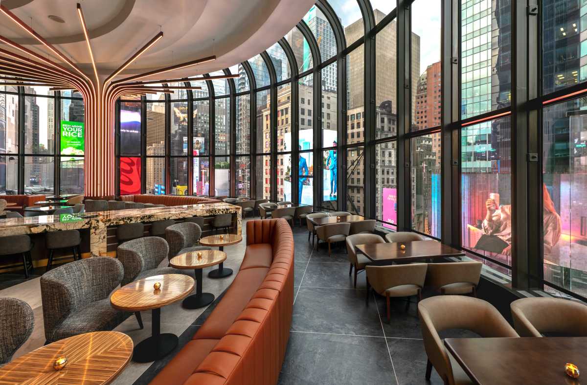 Broadway Lounge-view (1)