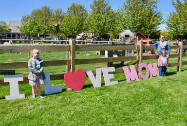 Long Island Mother’s Day Festival