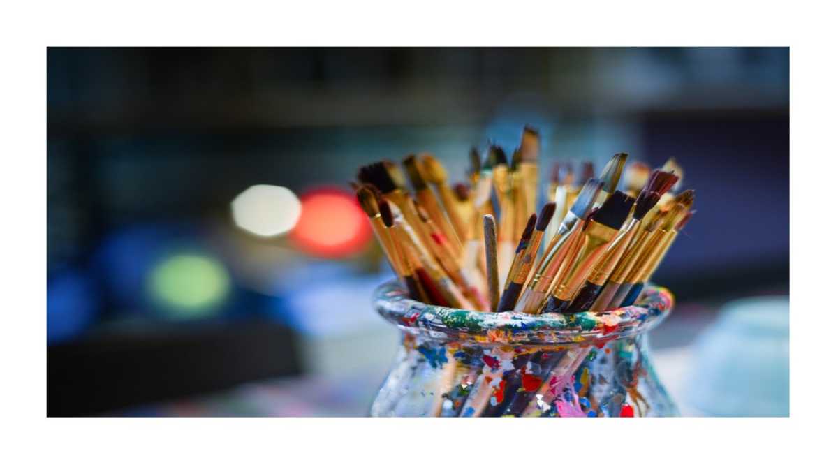 Strange Art Throwdown 9×5