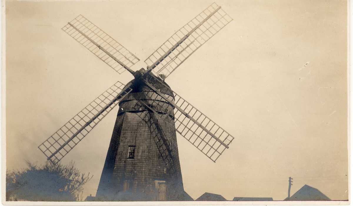 2. Beebe Windmill Tour