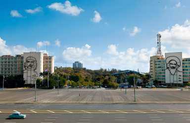 Fusco_La-Plaza-Vacia-D
