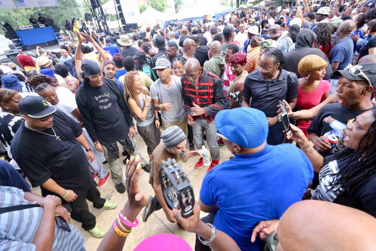 Lincoln Park Music Fest dancing