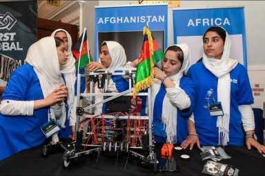 Long Island Women in Engineering Dreamers Robots