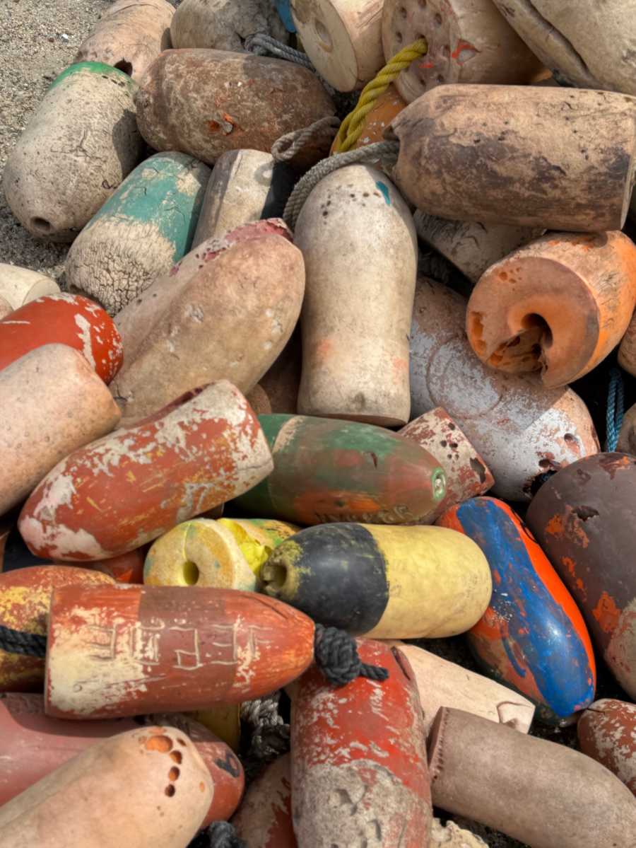 UNPAINTED+BUOYS+2