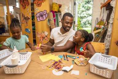 wave-hill_Family-Art-Project-Set-Sail_credit-Dave-Sanders (1)
