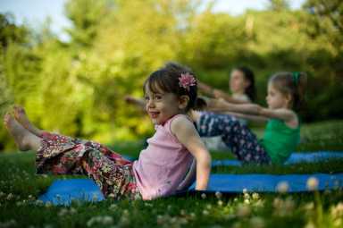 wave-hill_Kids-on-the-Move-The-Energy-of-Art_credit-Joshua-Bright (2)