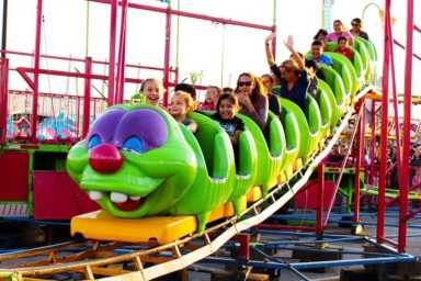 Dreamland – Wacky Worm 1200×800