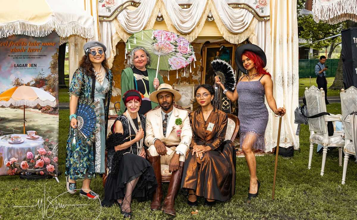 Gilded-Age-Lawn-Party