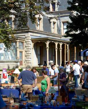 Old-fashioned Flea Market at the Mansion (photo Gus Apazidis)