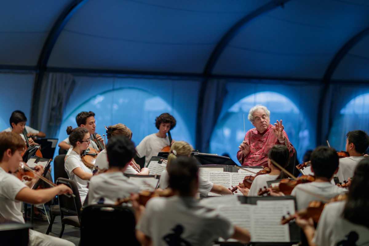 anniewatt_35471-Itzhak Perlman