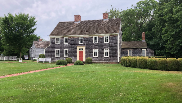 VISIT A SAG HARBOR LANDMARK Custom House