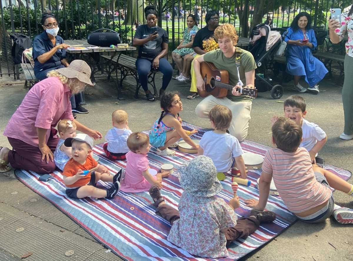 Manhattan Early Childhood Music & Movement