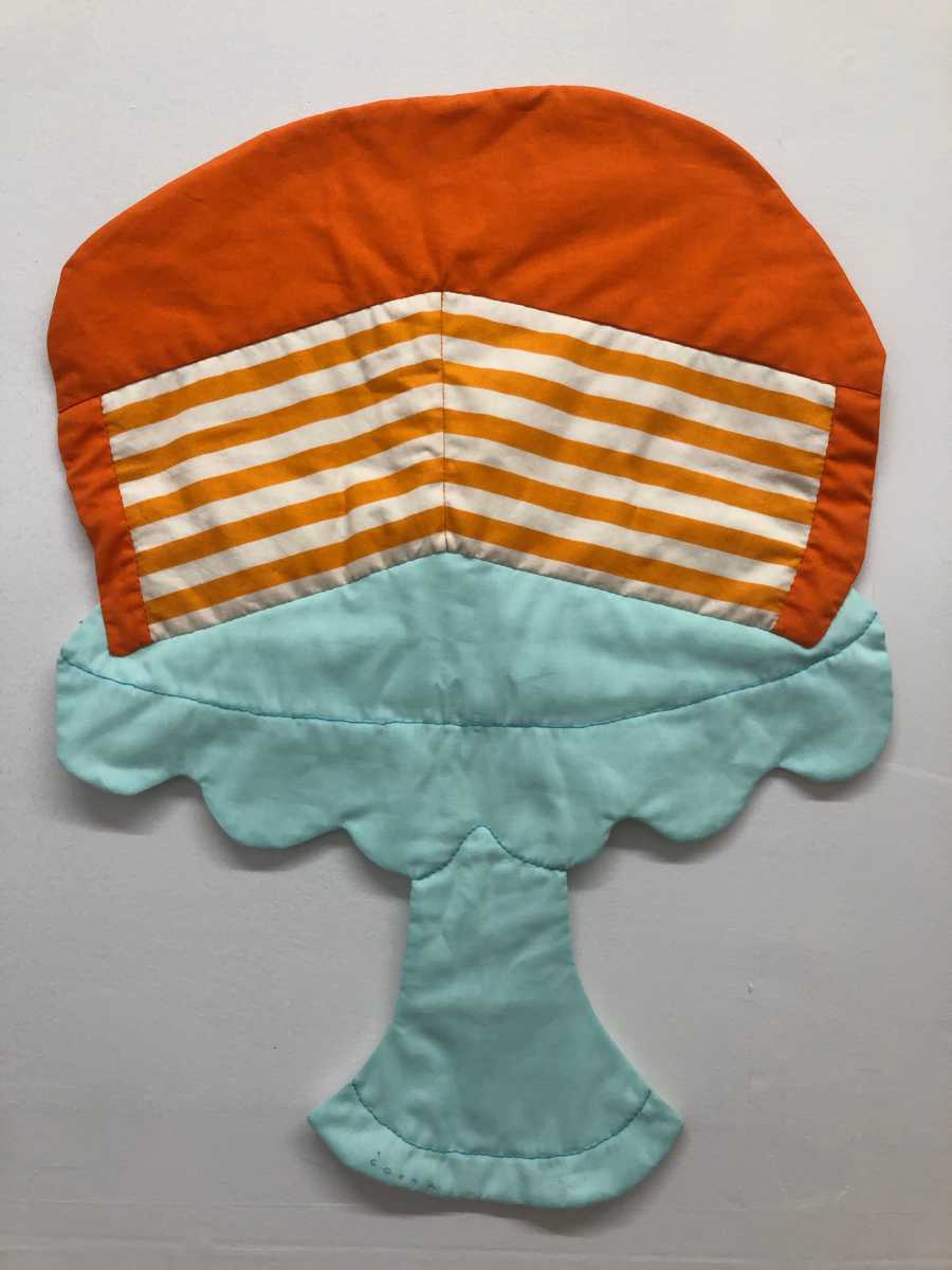 Orange Frosted Layer Cake on Stand_22_x16_
