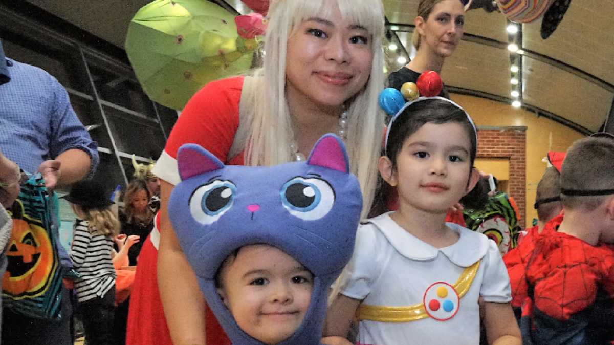 trick or treat 2025 square