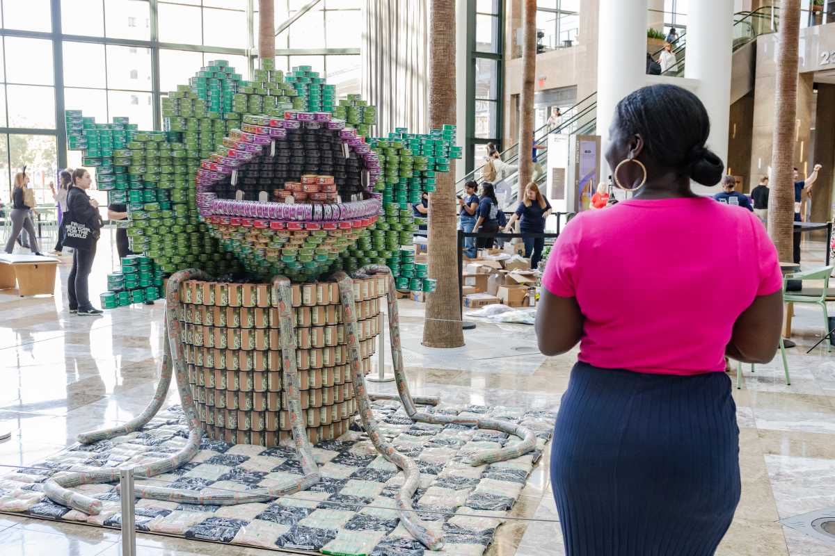 0230_Canstruction_2024_by Liz Ligon