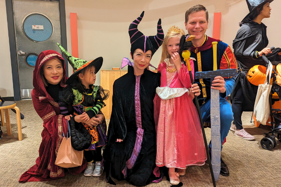 ghostly_gala_23-sound-showers_600_x_447.png__560x373_q85_crop_subject_location-300,223_subsampling-2_upscale