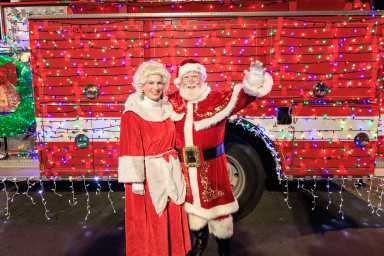 Mr & Mrs Claus at Stew’s!