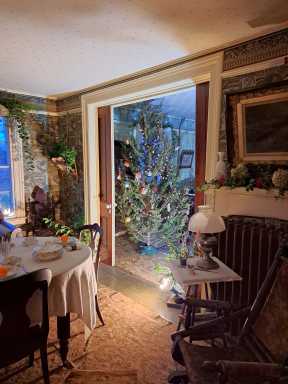 homestead holiday tree