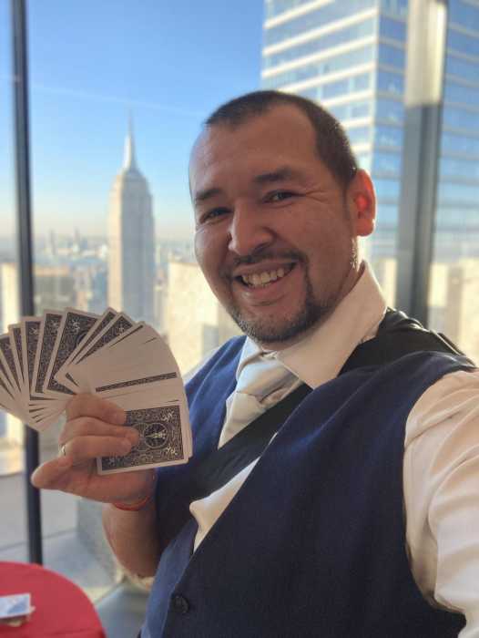 Celebrate the New Year with Magician Oma