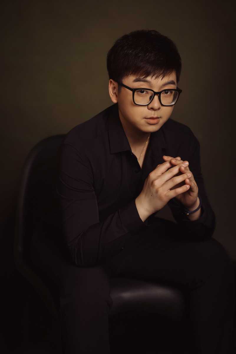 Junwen 2025 Headshot