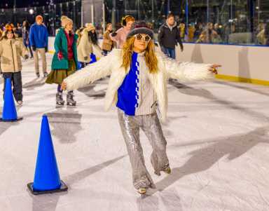 20251223_DavisCenter_GlowNight_21