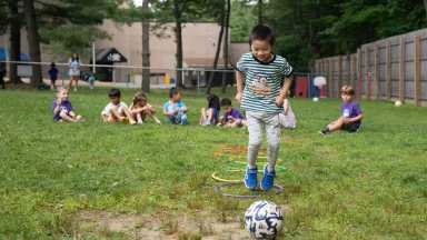 JCC-Summer-Days-Kids-Playing-Soccer