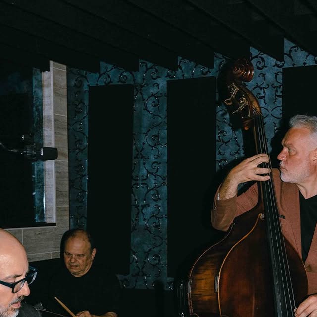 Live music at Eddie V’s at MarketFair fr