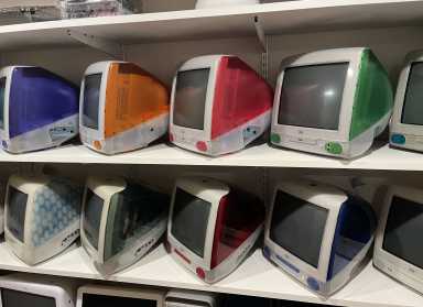 Photo3VideoGamesAppleComputers_473c76