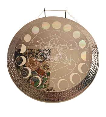 Moon cycles gong at Malina Portals
